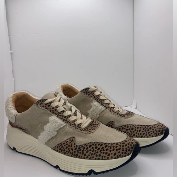 Oasis Society Shoes - Oasis Society Beige Leopard Jordan Sneaker Shoes Women's Size 8.5 (W)